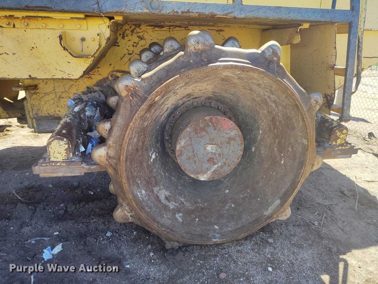 image for item FB0508 Bomag BC601RB-94-12-V landfill compactor