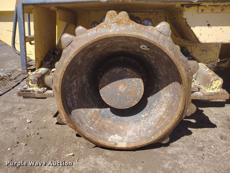image for item FB0508 Bomag BC601RB-94-12-V landfill compactor