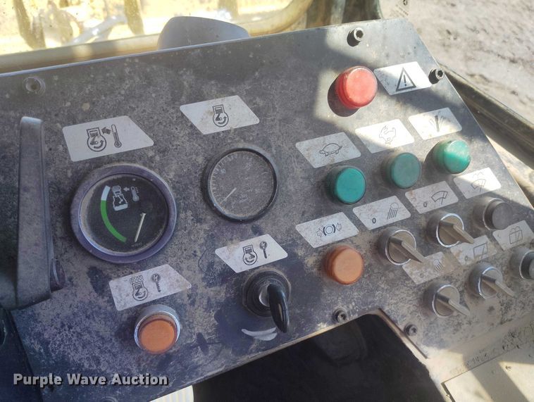 image for item FB0508 Bomag BC601RB-94-12-V landfill compactor