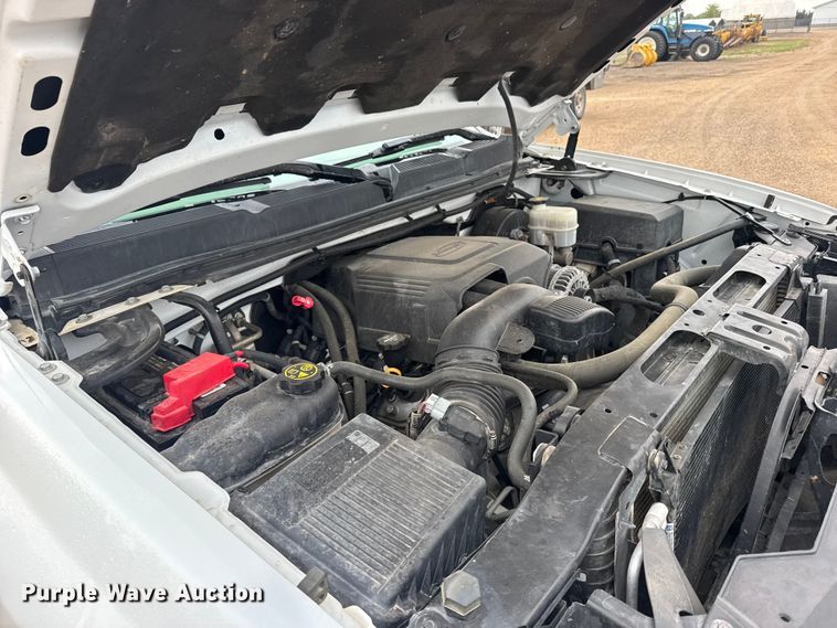 image for item FB7306 2013 Chevrolet Silverado 1500 pickup truck