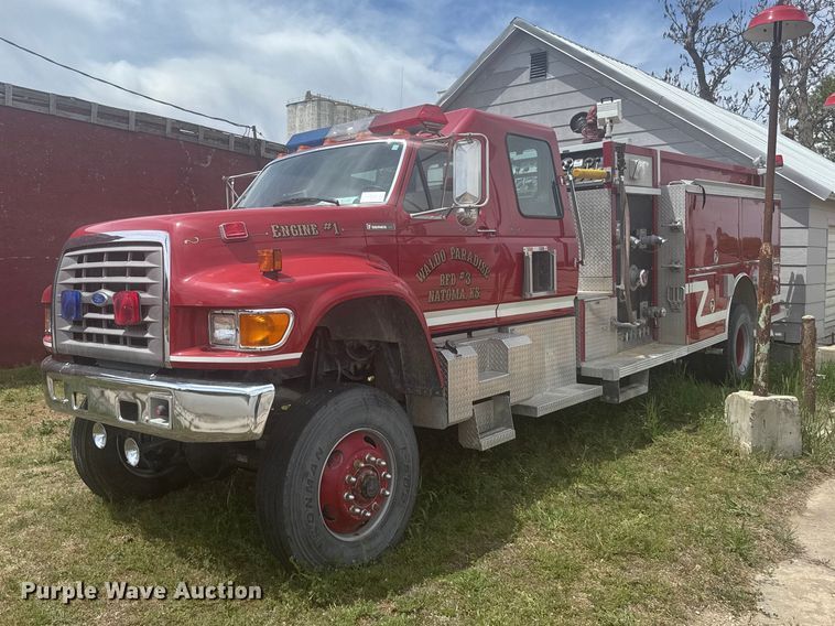 image for item FB7324 1996 Ford F700 pumper fire truck