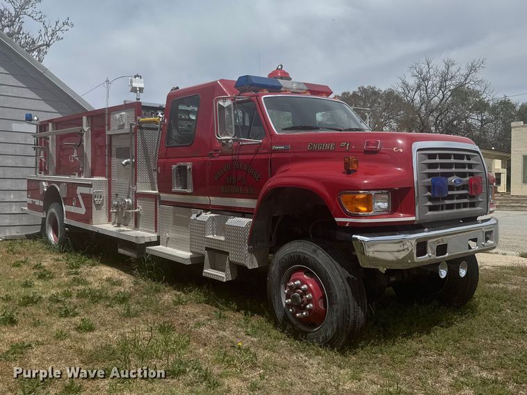 image for item FB7324 1996 Ford F700 pumper fire truck