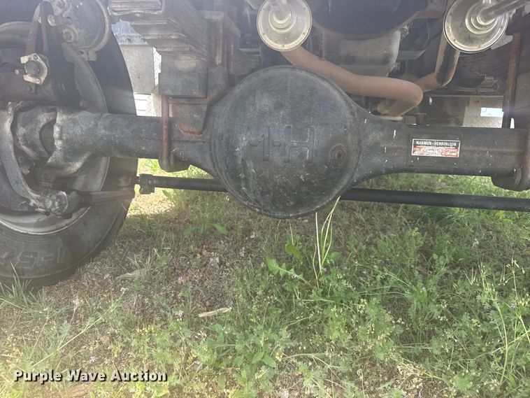 image for item FB7324 1996 Ford F700 pumper fire truck