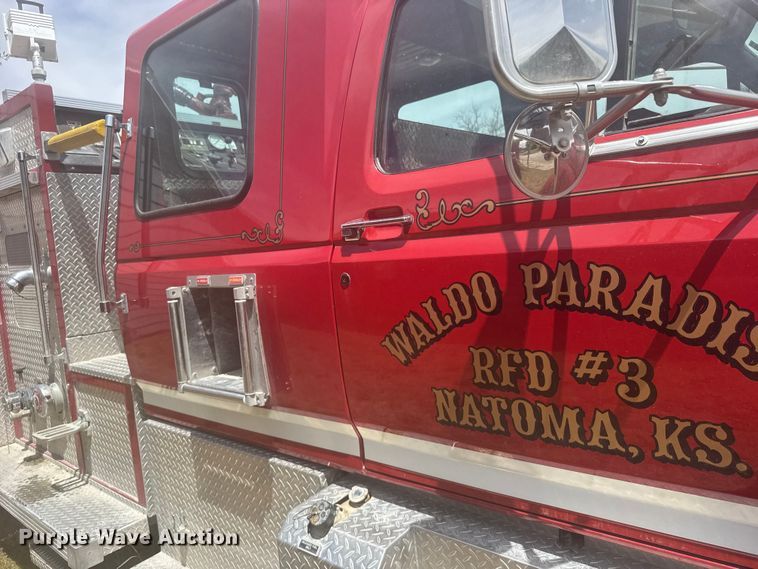image for item FB7324 1996 Ford F700 pumper fire truck