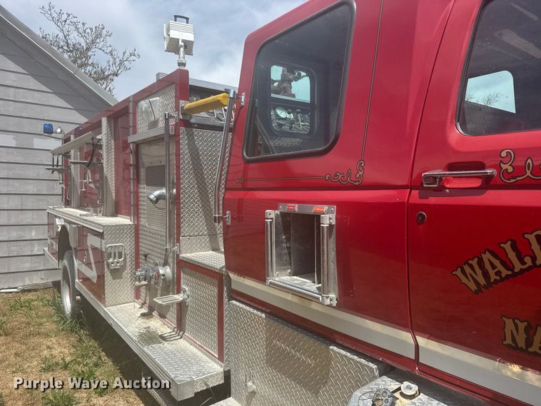 image for item FB7324 1996 Ford F700 pumper fire truck