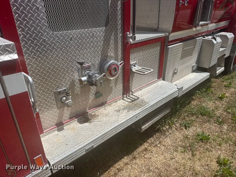 image for item FB7324 1996 Ford F700 pumper fire truck