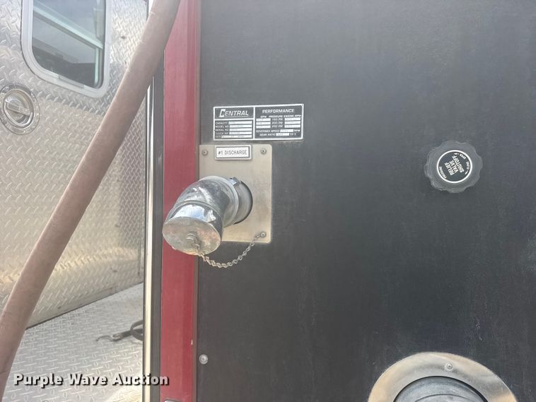 image for item FB7324 1996 Ford F700 pumper fire truck
