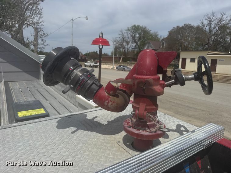 image for item FB7324 1996 Ford F700 pumper fire truck