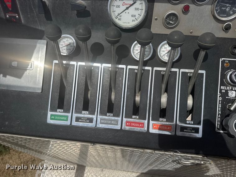 image for item FB7324 1996 Ford F700 pumper fire truck