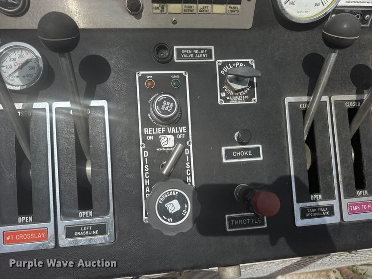 image for item FB7324 1996 Ford F700 pumper fire truck