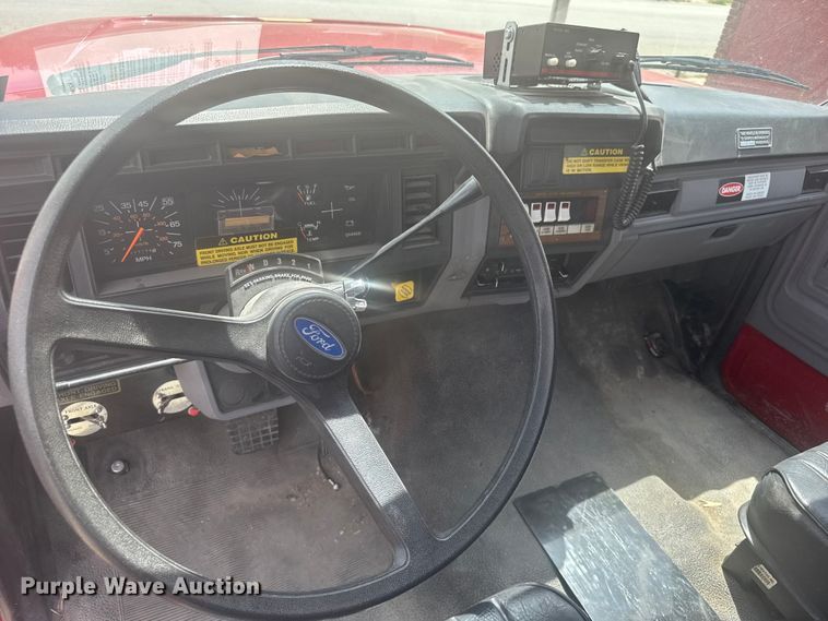 image for item FB7324 1996 Ford F700 pumper fire truck