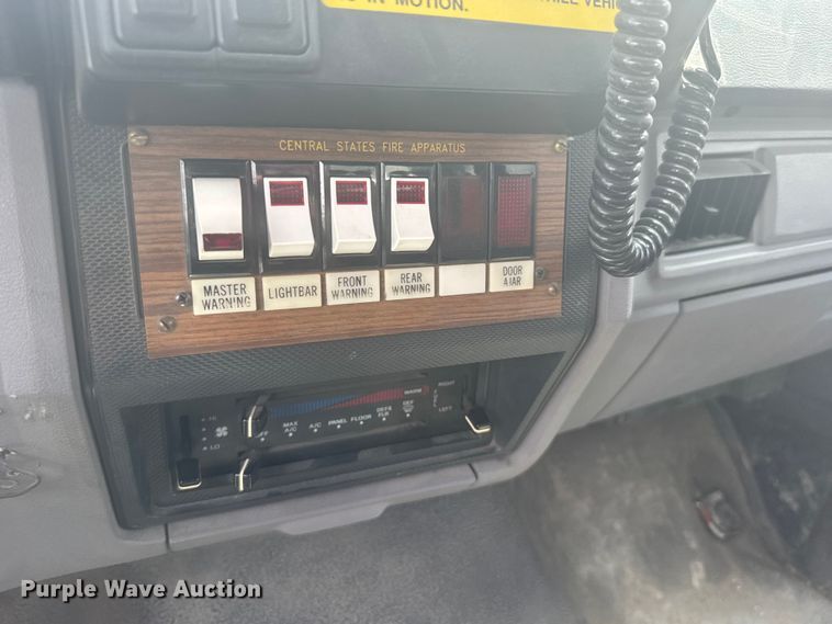 image for item FB7324 1996 Ford F700 pumper fire truck
