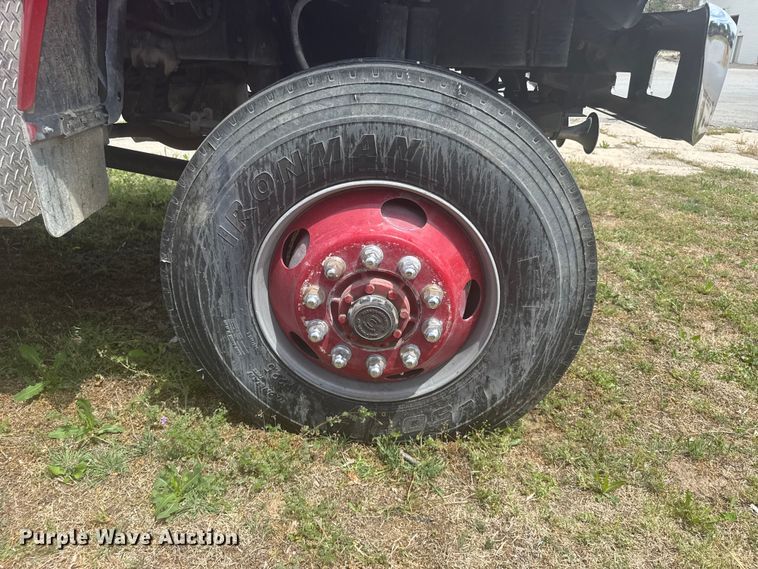 image for item FB7324 1996 Ford F700 pumper fire truck