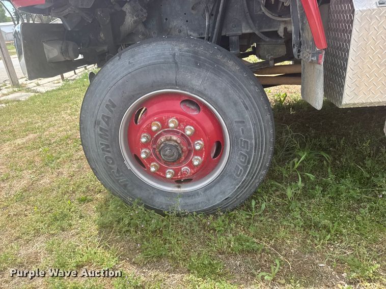 image for item FB7324 1996 Ford F700 pumper fire truck