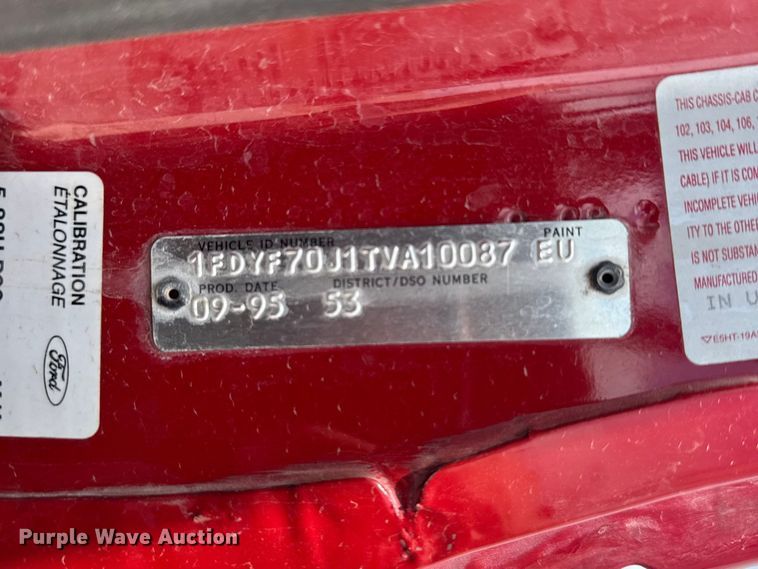 image for item FB7324 1996 Ford F700 pumper fire truck