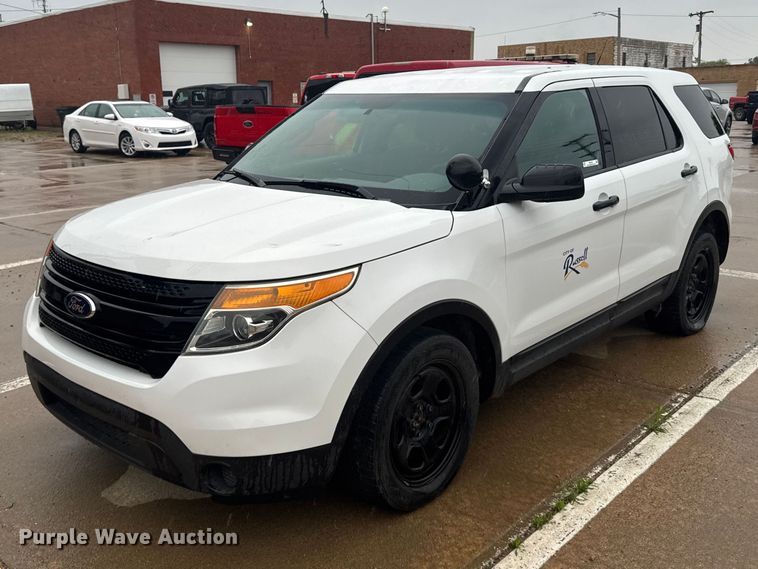image for item FB7332 2013 Ford Explorer Police SUV