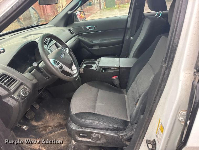 image for item FB7332 2013 Ford Explorer Police SUV