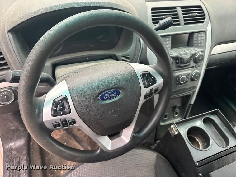 image for item FB7332 2013 Ford Explorer Police SUV