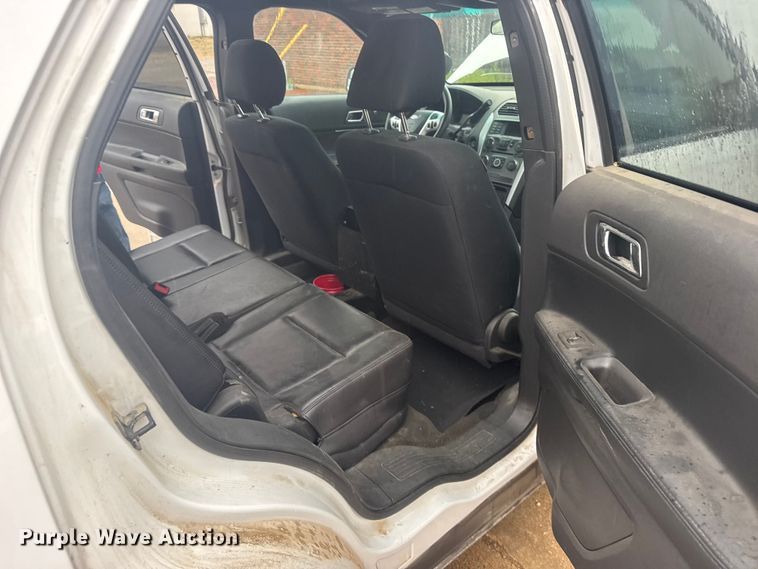 image for item FB7332 2013 Ford Explorer Police SUV