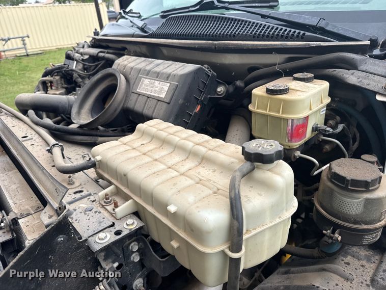 image for item FB7335 2007 GMC C5500 bucket truck
