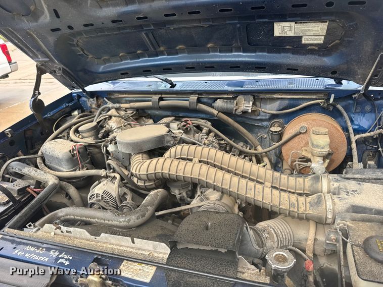 image for item FB7338 1995 Ford F250 pickup truck