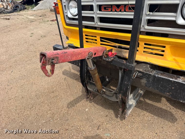 image for item FB7342 1982 GMC 7000 dump truck