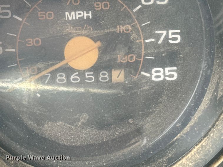image for item FB7342 1982 GMC 7000 dump truck