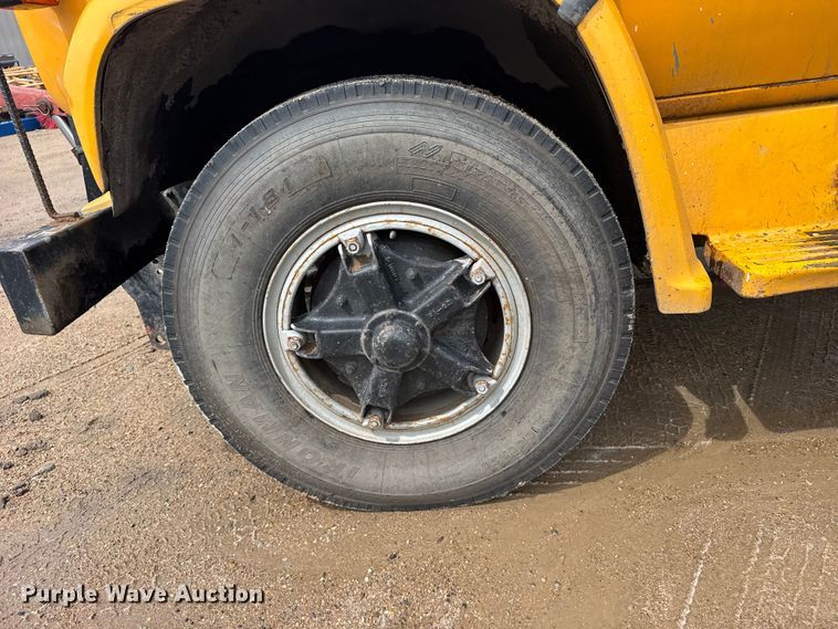 image for item FB7342 1982 GMC 7000 dump truck