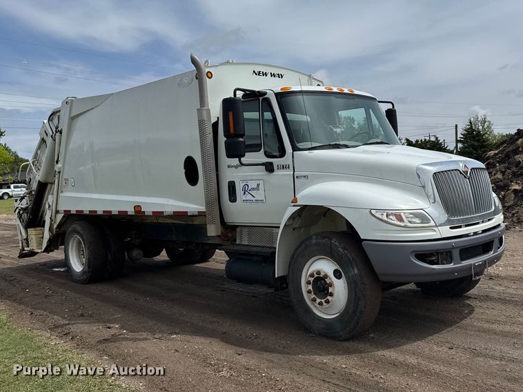 image for item FB7344 2012 International DuraStar refuse truck