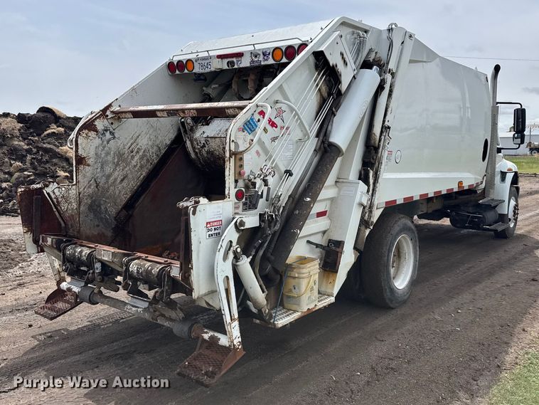 image for item FB7344 2012 International DuraStar refuse truck