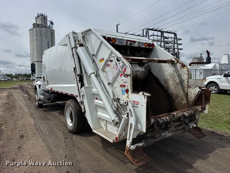 image for item FB7344 2012 International DuraStar refuse truck