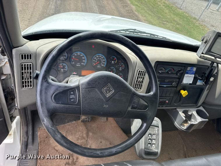 image for item FB7344 2012 International DuraStar refuse truck