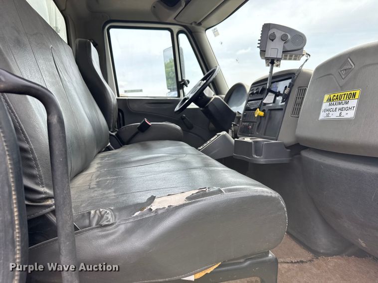 image for item FB7344 2012 International DuraStar refuse truck