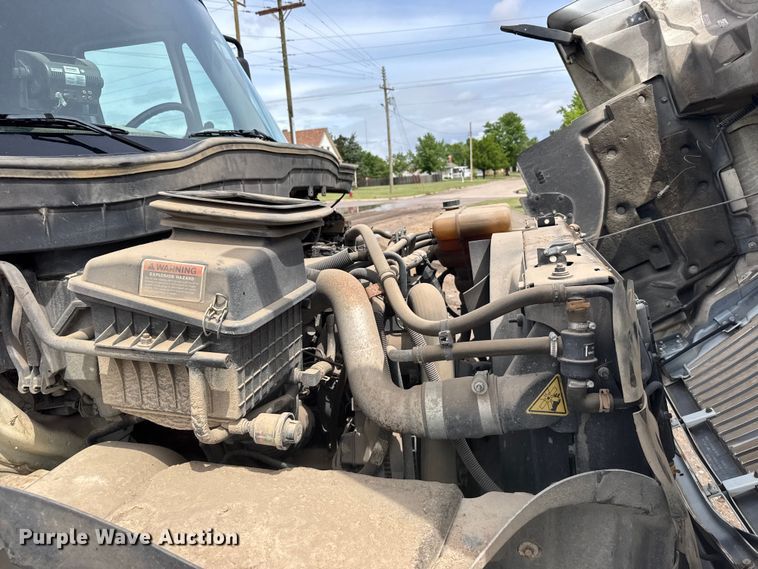 image for item FB7344 2012 International DuraStar refuse truck