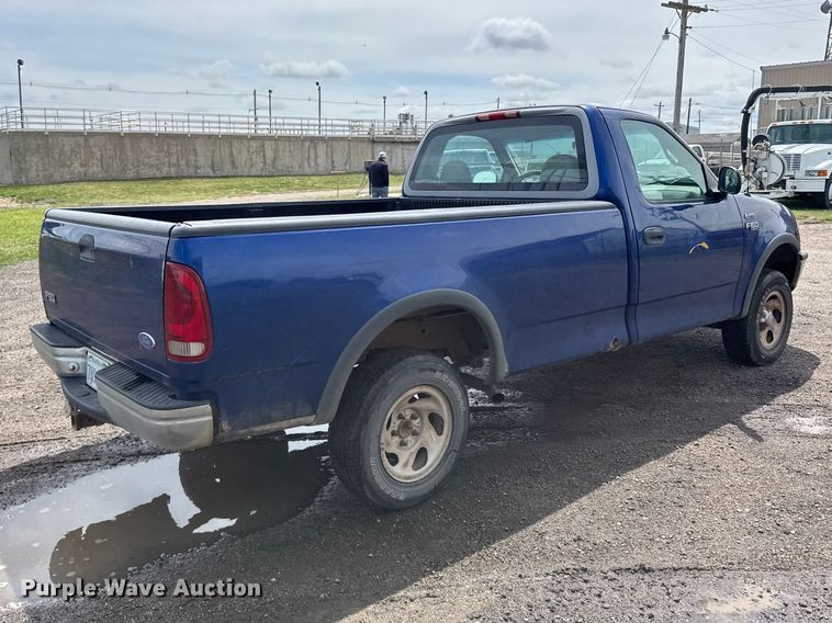 image for item FB7347 1997 Ford F150 pickup truck
