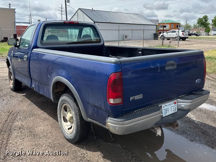 image for item FB7347 1997 Ford F150 pickup truck