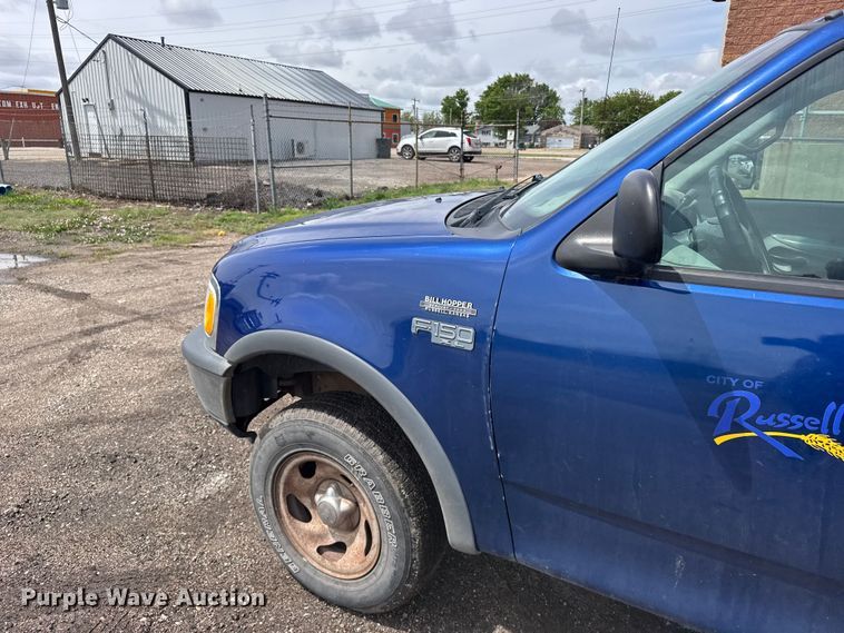 image for item FB7347 1997 Ford F150 pickup truck