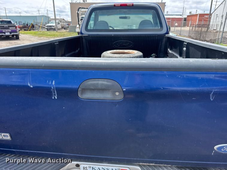 image for item FB7347 1997 Ford F150 pickup truck
