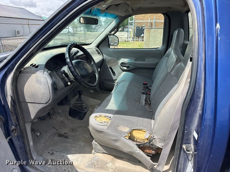 image for item FB7347 1997 Ford F150 pickup truck