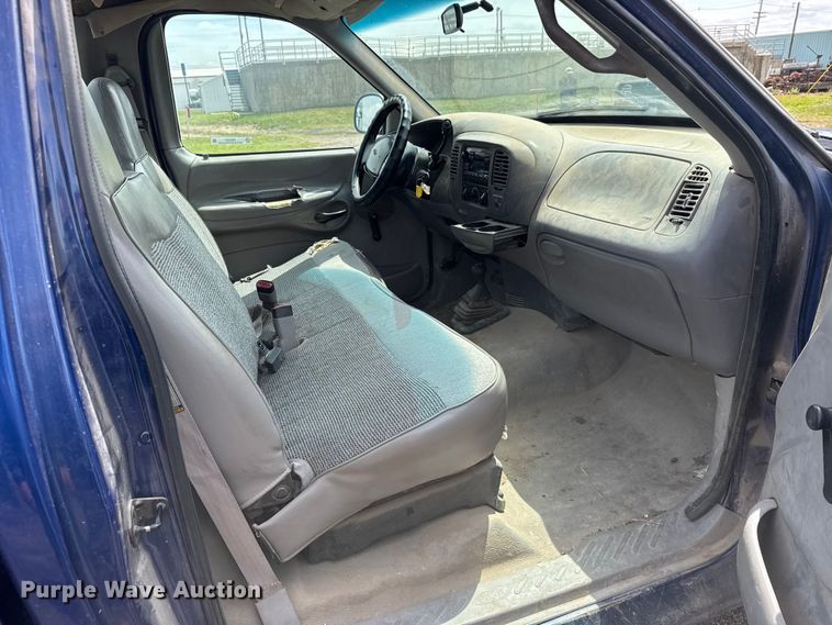 image for item FB7347 1997 Ford F150 pickup truck