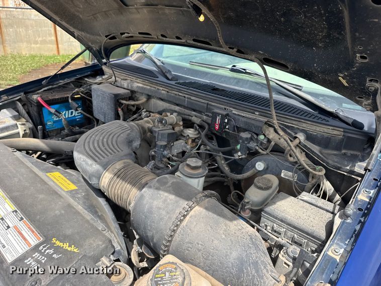 image for item FB7347 1997 Ford F150 pickup truck