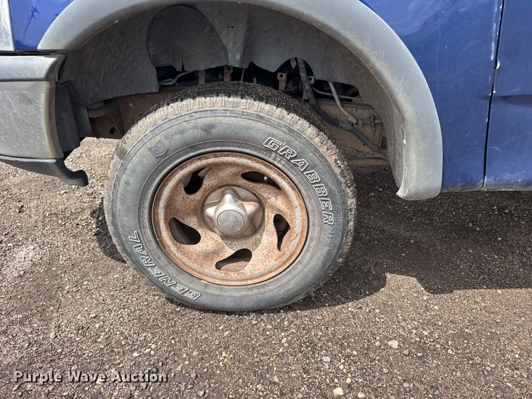 image for item FB7347 1997 Ford F150 pickup truck