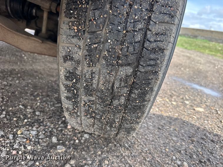 image for item FB7347 1997 Ford F150 pickup truck