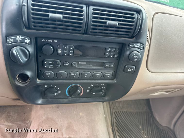 image for item FB7350 1997 Ford Explorer SUV