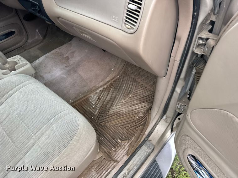 image for item FB7350 1997 Ford Explorer SUV