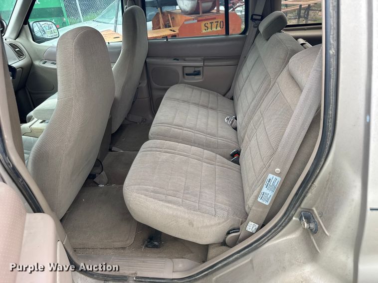 image for item FB7350 1997 Ford Explorer SUV