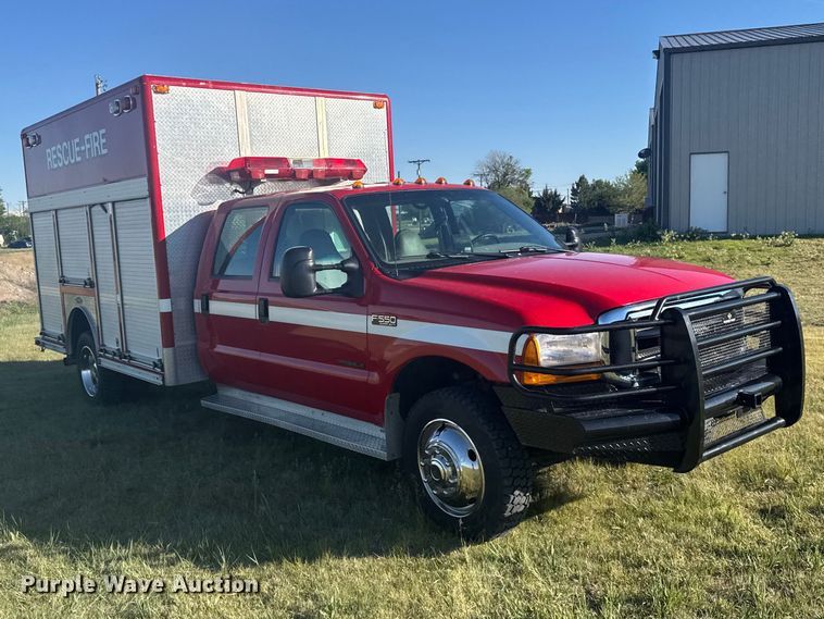 image for item FB7378 2000 Ford F550 Super Duty crew cab rescue vehicle