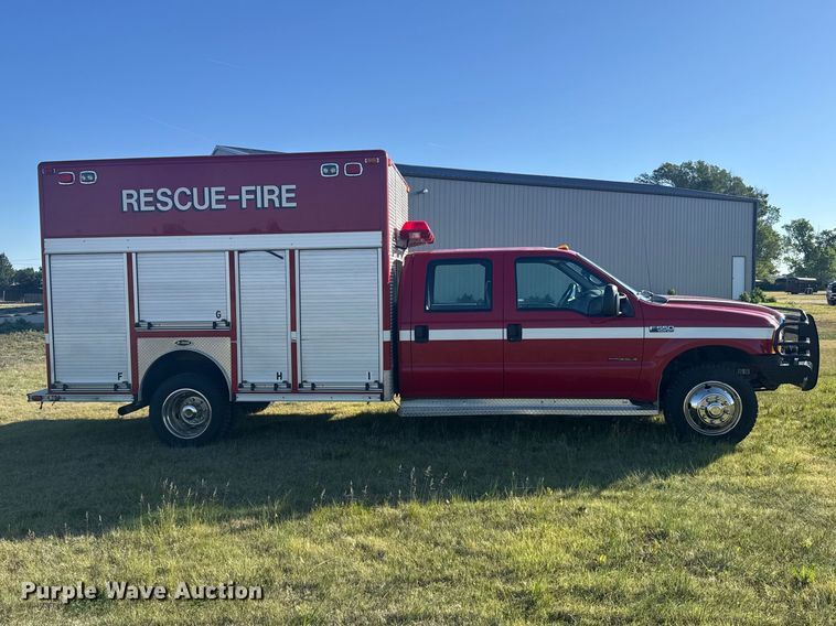 image for item FB7378 2000 Ford F550 Super Duty crew cab rescue vehicle