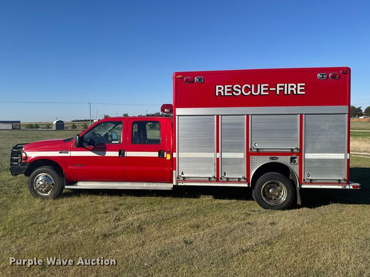 image for item FB7378 2000 Ford F550 Super Duty crew cab rescue vehicle