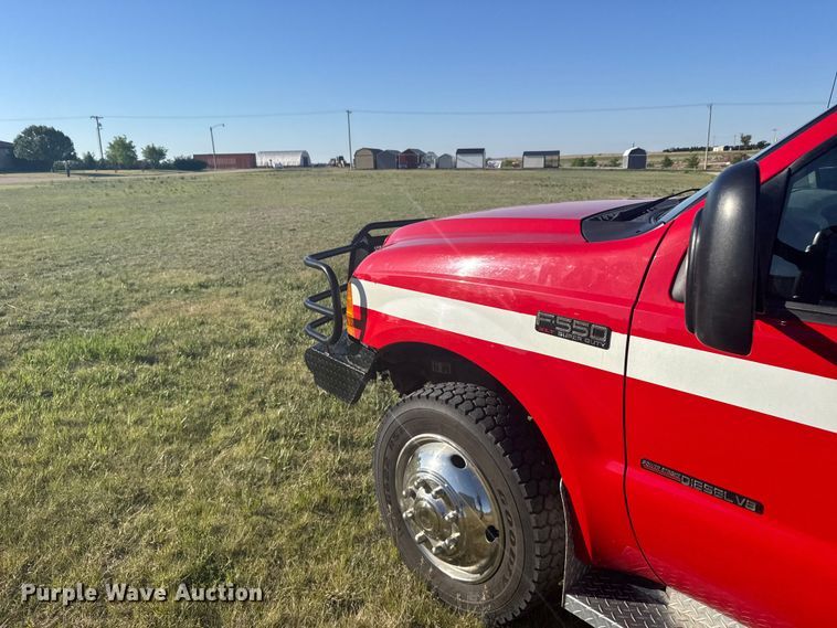 image for item FB7378 2000 Ford F550 Super Duty crew cab rescue vehicle